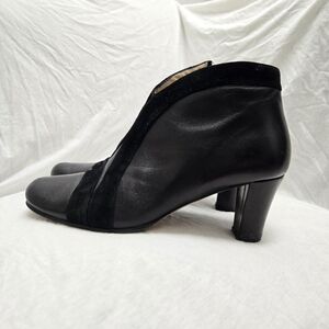 Taryn Rose Elegant Black Leather Block Heel Boots Side Zip